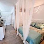 Dino 10 Playa Roca דירה *