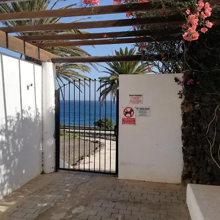 Dino 10 Playa Roca Apartman *