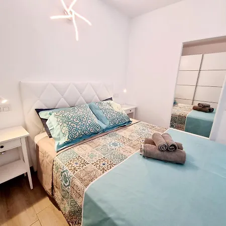 Dino 10 Playa Roca *