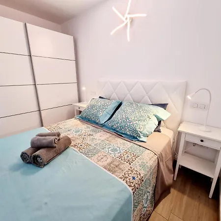 Dino 10 Playa Roca Apartamento