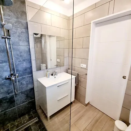 Apartment Dino 10 Playa Roca *