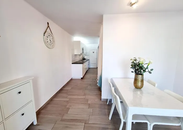 Dino 10 Playa Roca Apartman *