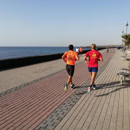 Dino 10 Playa Roca * コスタ・テギセ