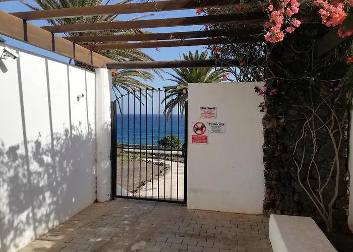 Dino 10 Playa Roca Apartament *